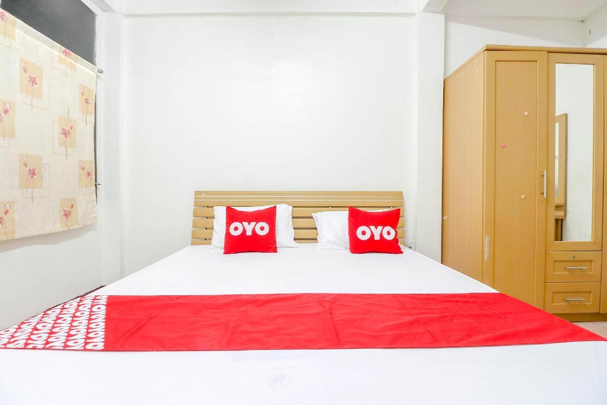 Oyo 525 Mrt Phetkasem 48-1 Place Бангкок Экстерьер фото